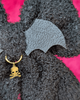 Black Sherpa Halloween Bow with Gold Skull Charm